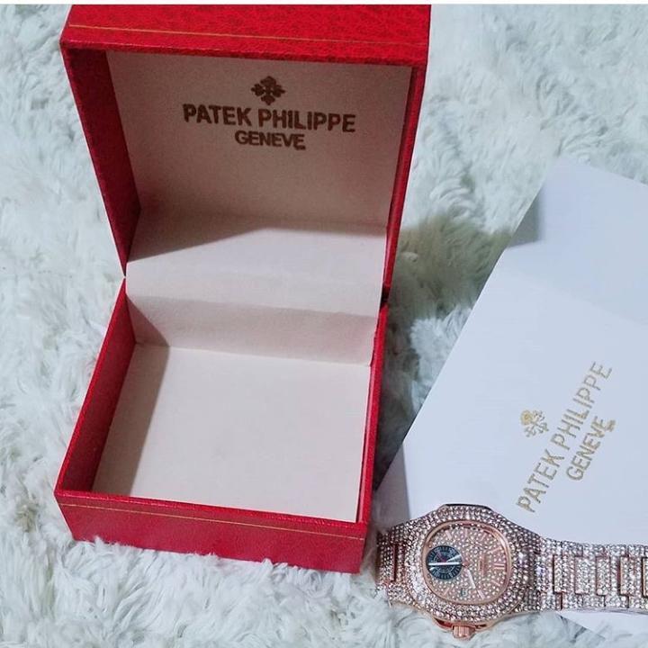 DIAMOND PATEK UNISEX WRISTWATCHES